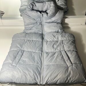 Old navy puffer vest
